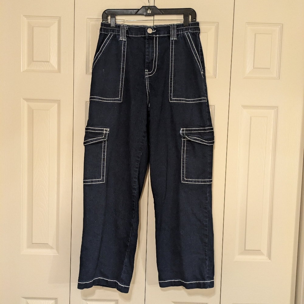 Baggy dark denim stretchy cargo pants with elastic waist band